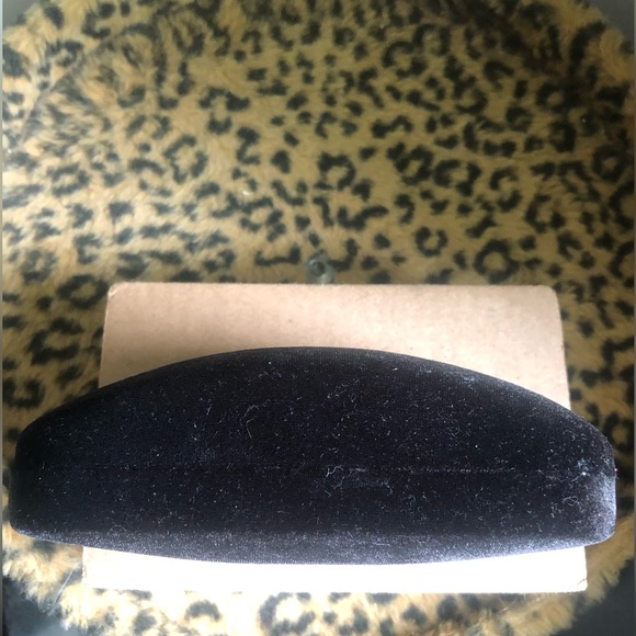GUC Tom Ford Glasses Case - Picture 3 of 6